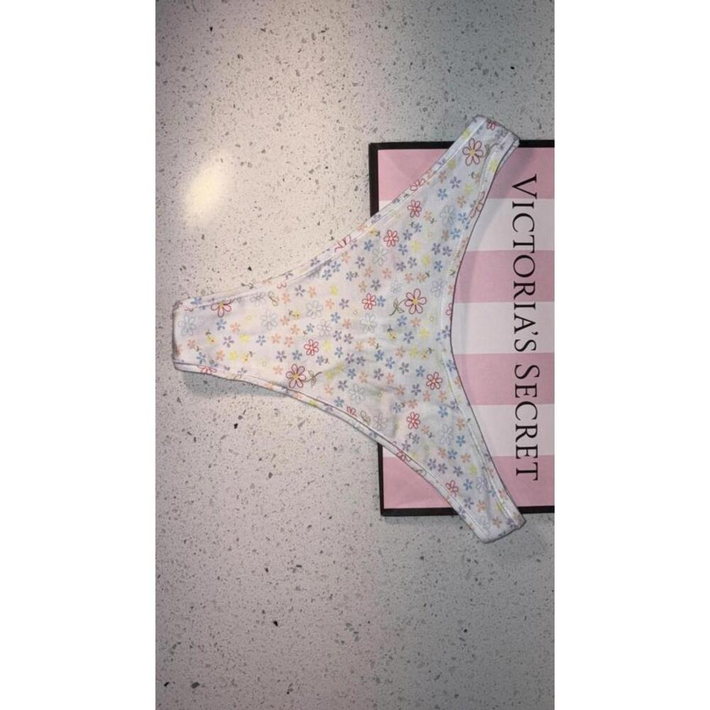 NWT Pink By Victoria’s Secret Floral White Thong/String Size M